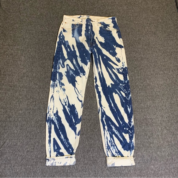 Levi's Denim - Womans Levis High Waisted Bleached Jeans